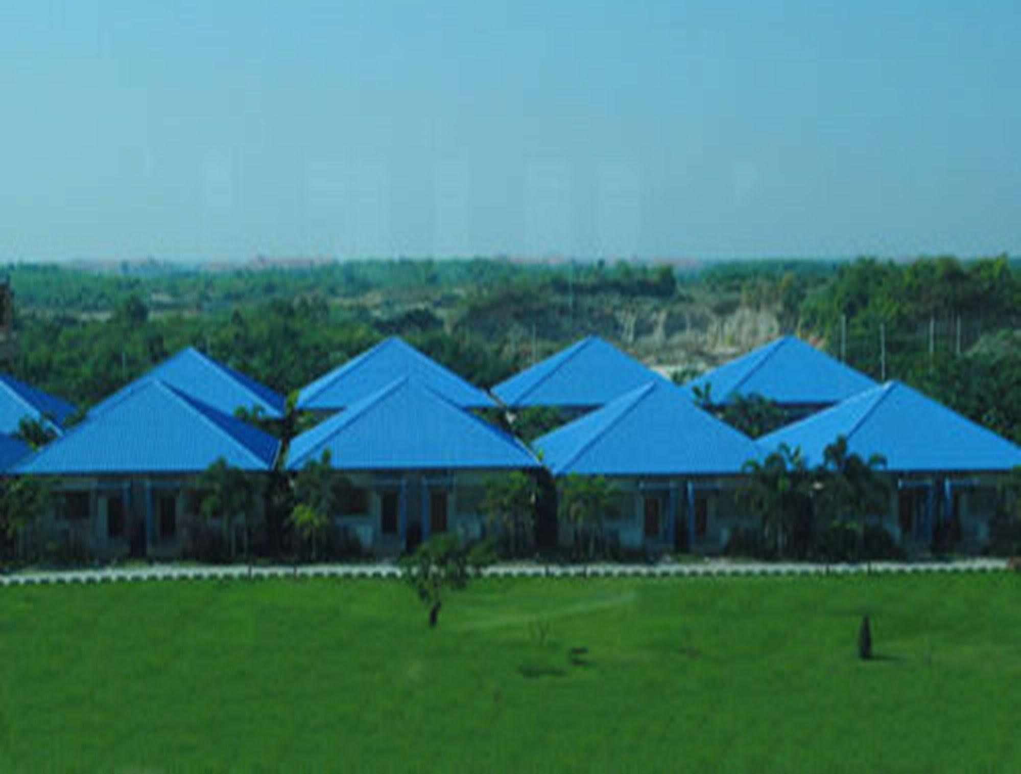 Myat Nan Yone Hotel Naypyidaw Exterior photo